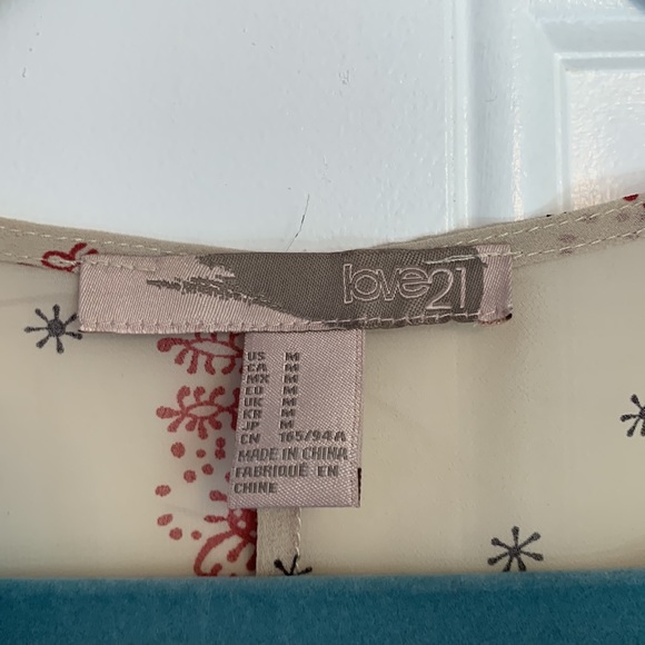 Bohemian Shawl - Picture 2 of 3